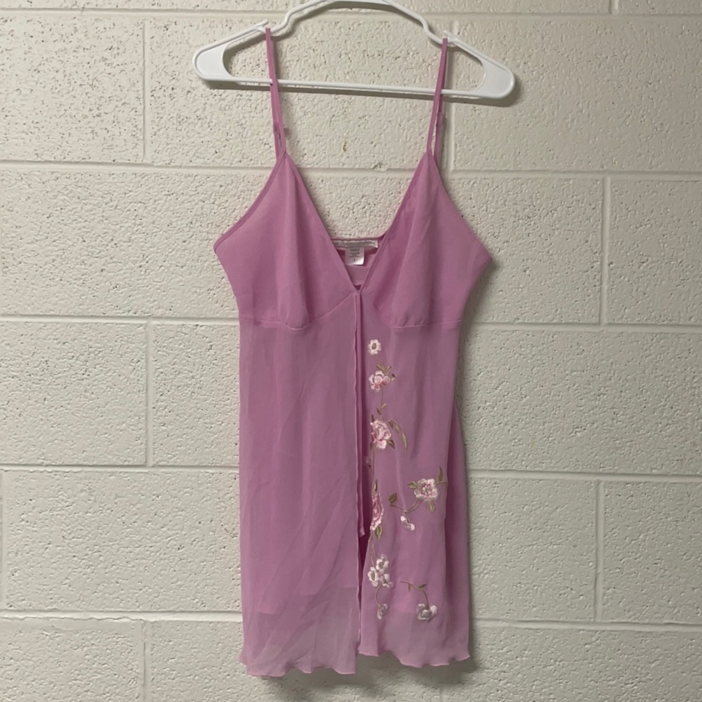 ☀️California Dynasty Pink Intimate Embroidered Top